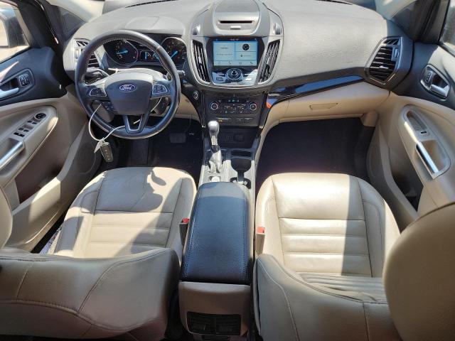  FORD ESCAPE 2017 Czarny