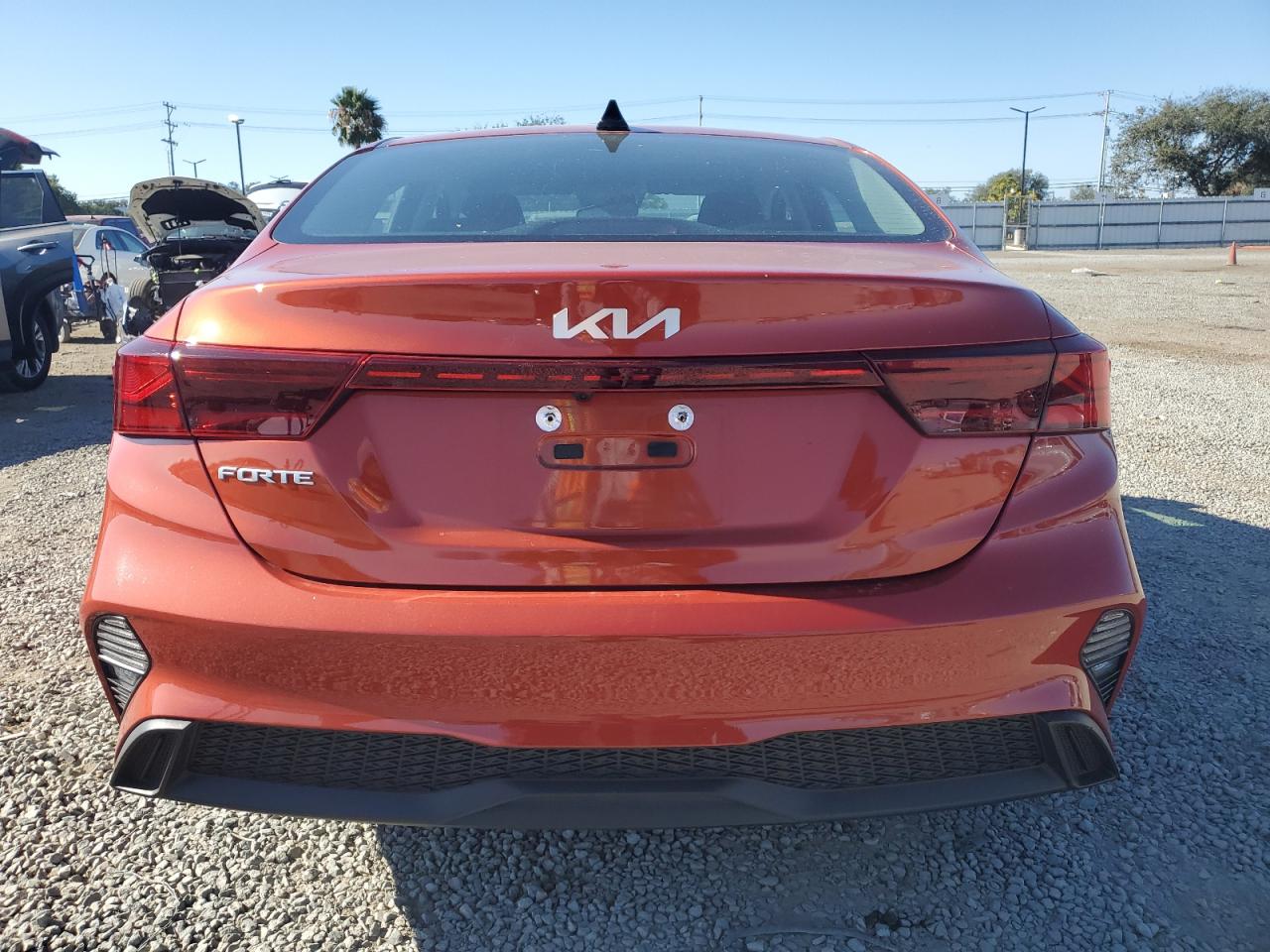 3kpf24ad4pe680063 3KPF24AD4PE680063 2023 Kia Forte Lx
