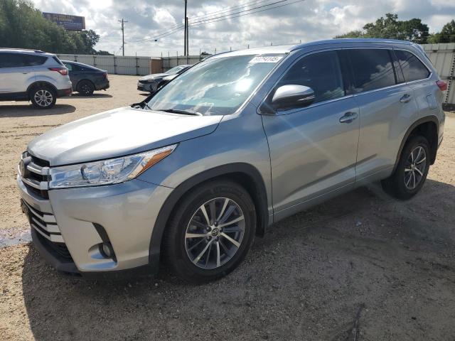  TOYOTA HIGHLANDER 2018 Silver