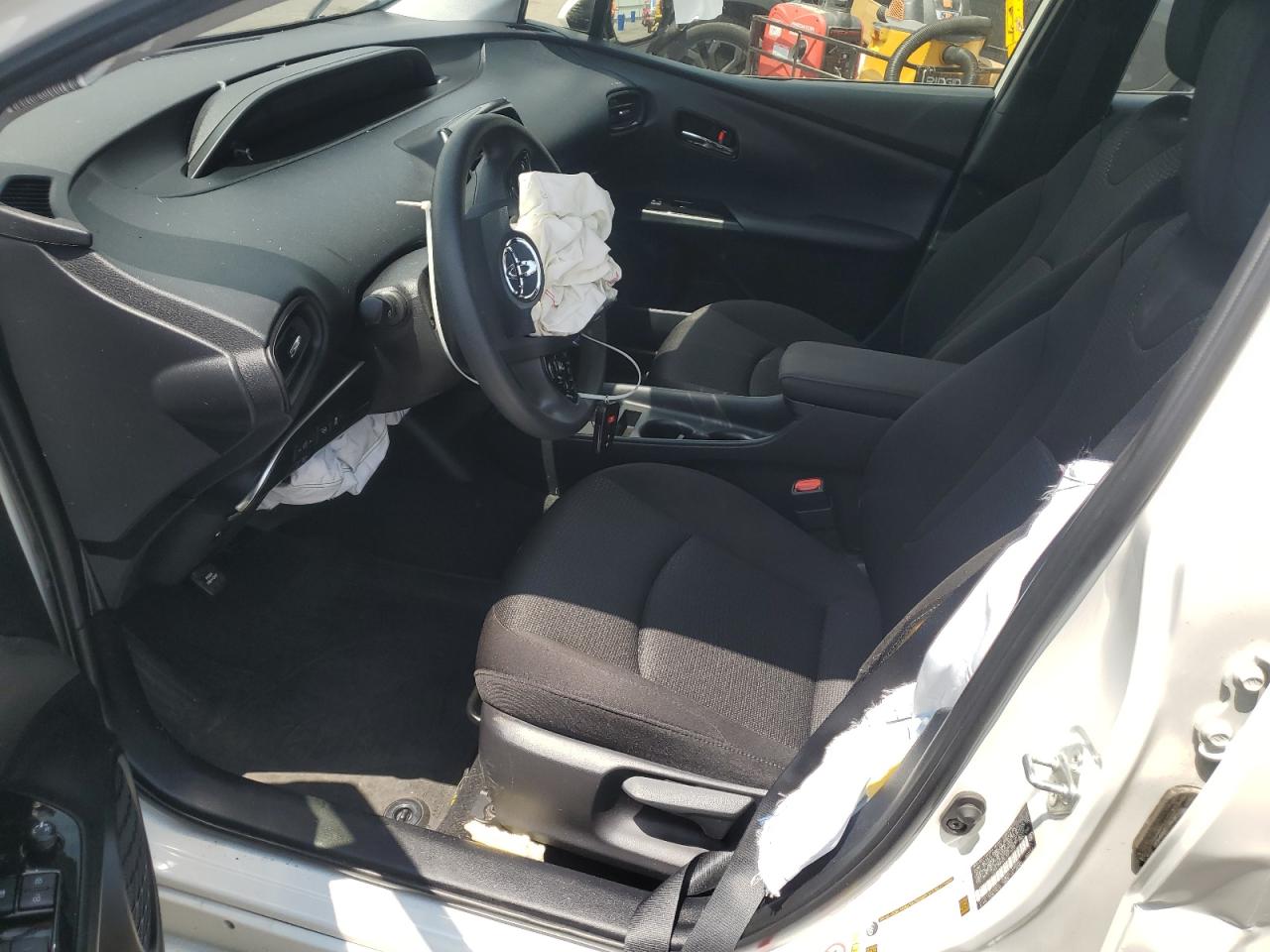 2020 Toyota Prius Le VIN: JTDL9RFU5L3017235 Lot: 64452855