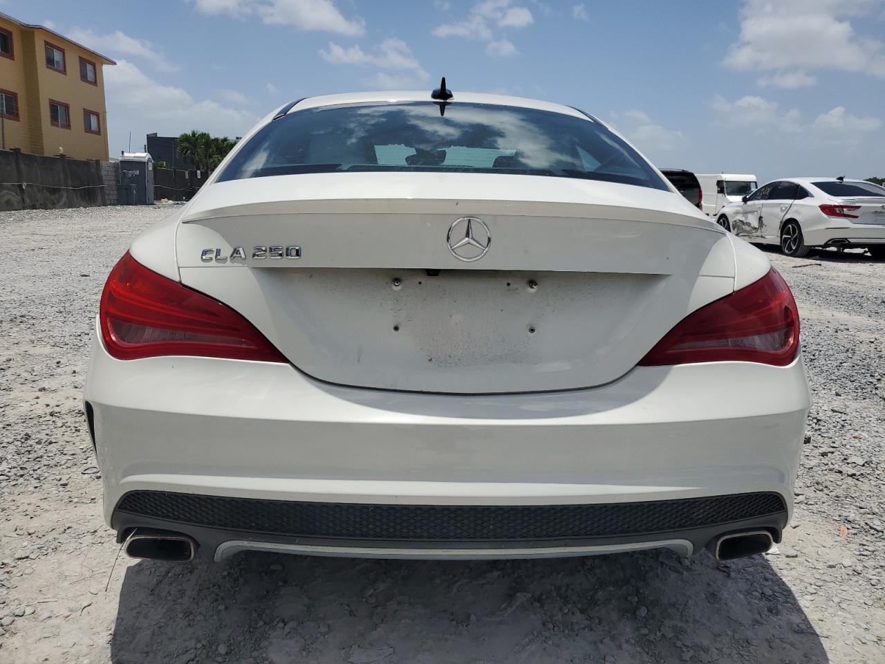 wddsj4eb1fn242398 WDDSJ4EB1FN242398 2015 Mercedes-Benz Cla 250