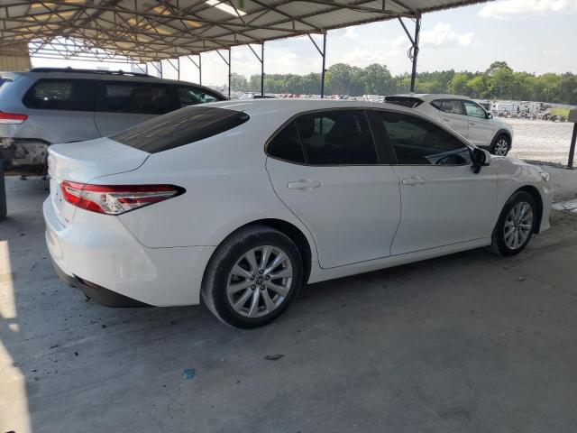  TOYOTA CAMRY 2018 Белы
