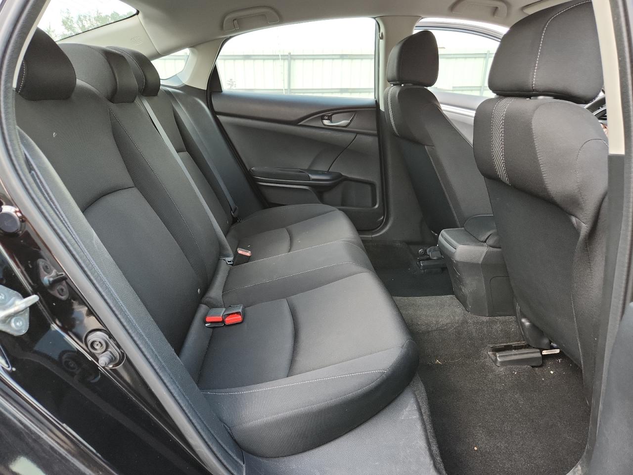 2018 Honda Civic Lx VIN: 2HGFC2F56JH585732 Lot: 63570215