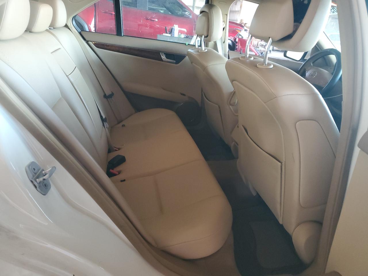 2008 Mercedes-Benz C 300 VIN: WDDGF54X28F037762 Lot: 65386975