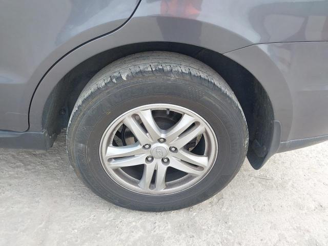 2010 HYUNDAI SANTA FE S