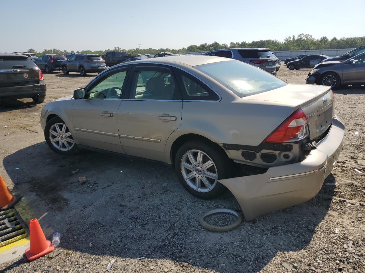 2005 Ford Five Hundred Limited VIN: 1FAHP25105G131512 Lot: 65707265