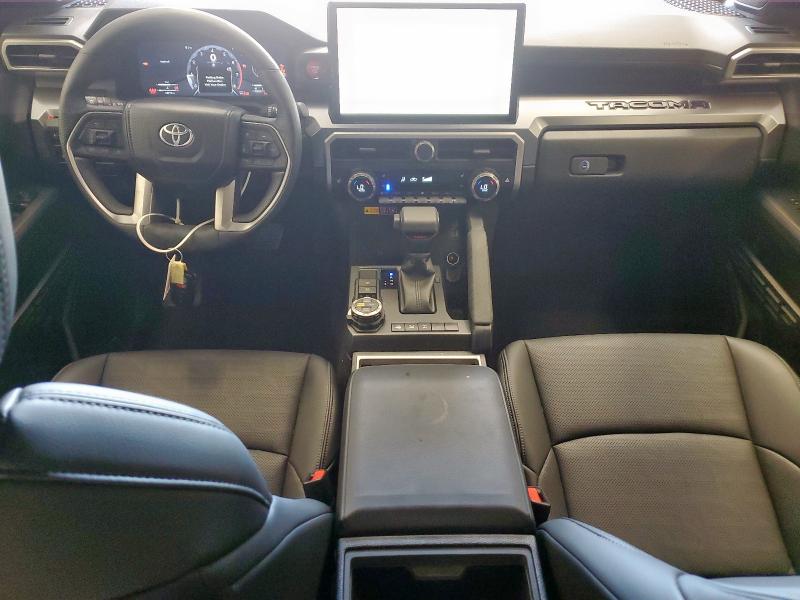  TOYOTA TACOMA 2024 Czarny