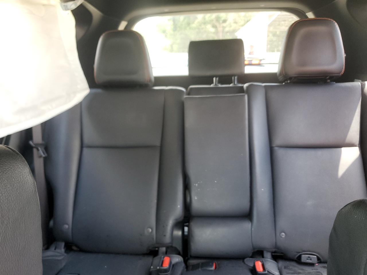 2018 Toyota Rav4 Se VIN: JTMNFREV9JJ181463 Lot: 64904165