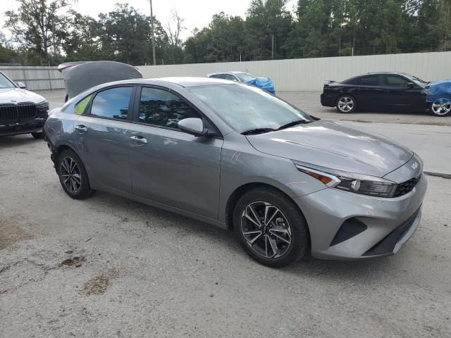  KIA FORTE 2022 Srebrny