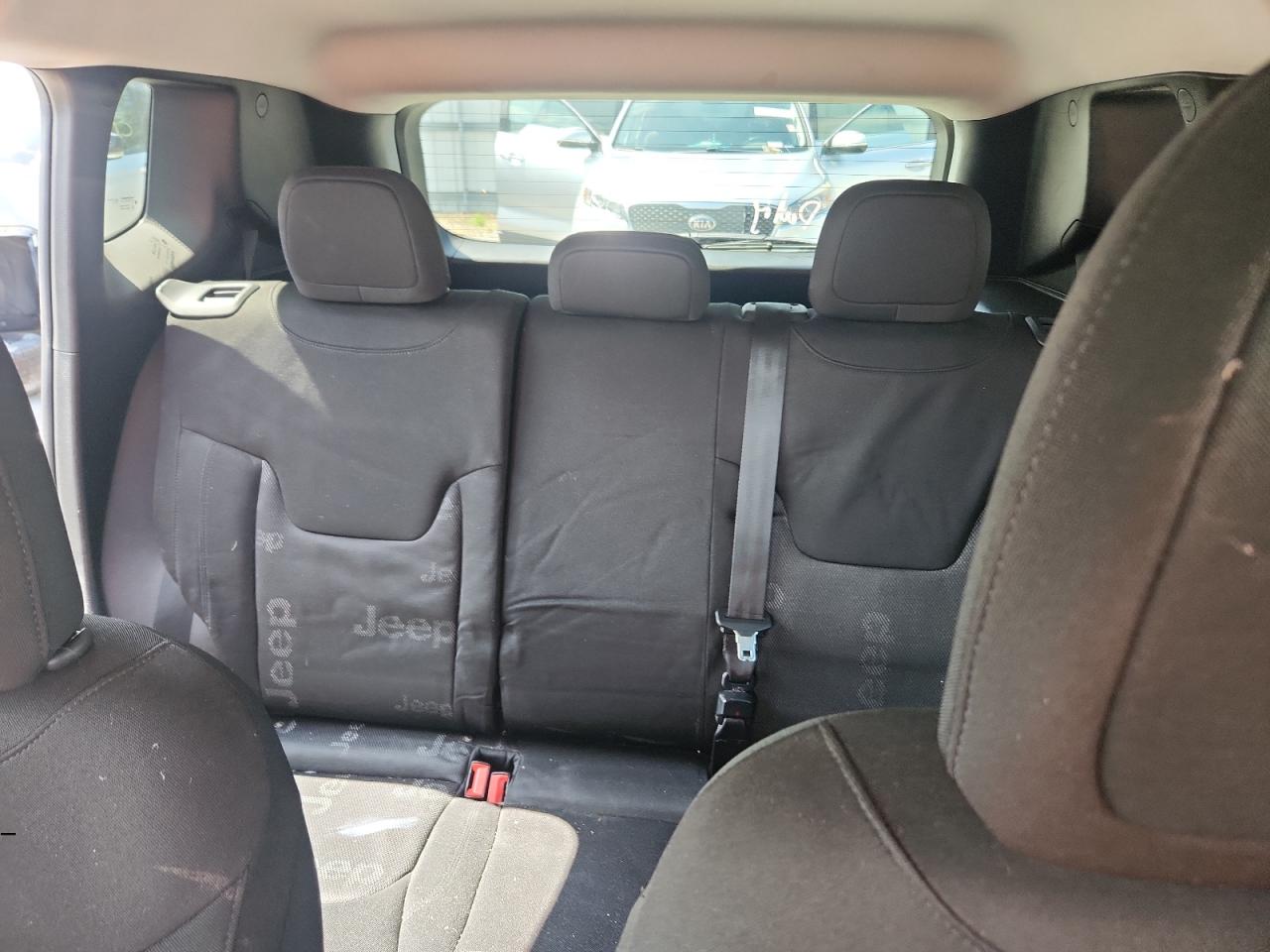 2015 Jeep Renegade Latitude VIN: ZACCJBBT6FPB22331 Lot: 64042475
