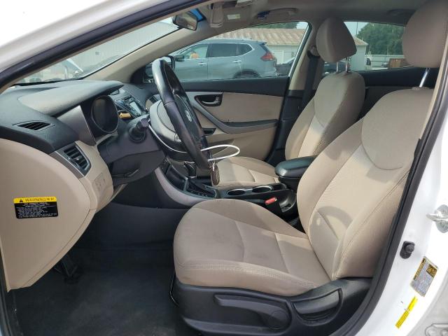 Sedans HYUNDAI ELANTRA 2016 Biały