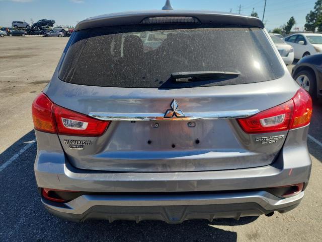  MITSUBISHI OUTLANDER 2018 Szary
