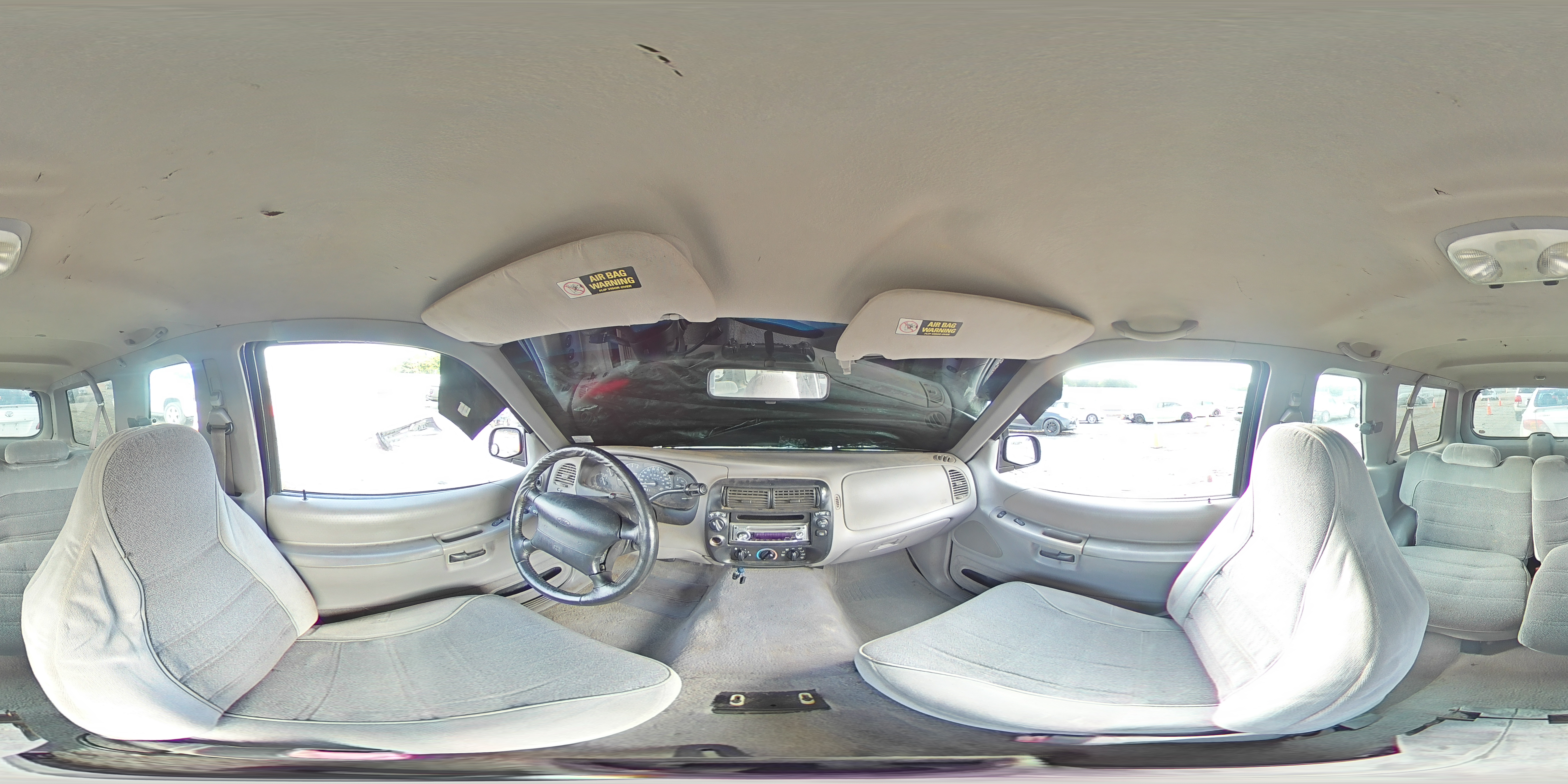 1998 Ford Explorer VIN: 1FMYU24X2WUB61134 Lot: 63490355