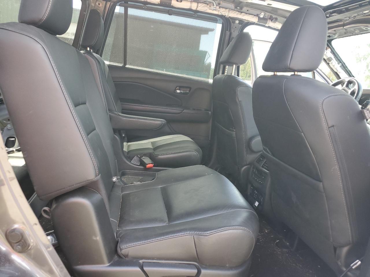 2021 Honda Pilot Touring VIN: 5FNYF6H68MB030884 Lot: 64454805