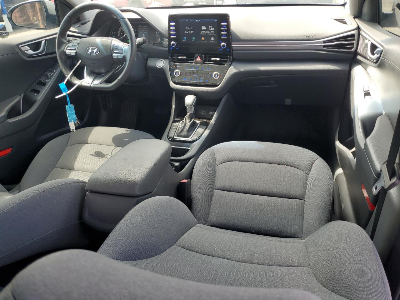 2020 Hyundai Ioniq Se VIN: KMHC65LDXLU211156 Lot: 63587145