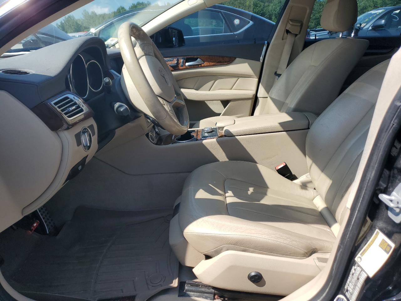 2012 Mercedes-Benz Cls 550 VIN: WDDLJ7DB4CA018049 Lot: 64608225
