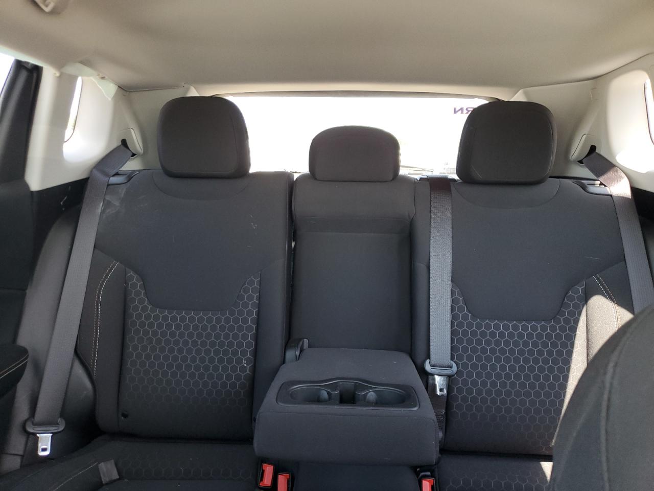 2020 Jeep Compass Sport VIN: 3C4NJCAB2LT124900 Lot: 66677685