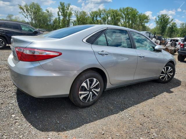  TOYOTA CAMRY 2017 Silver