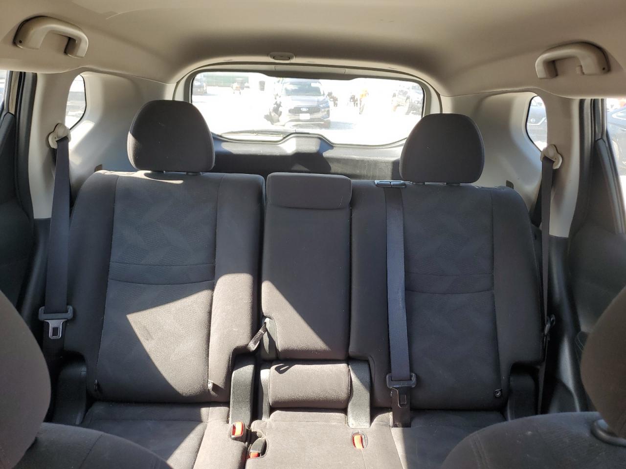 2016 Nissan Rogue S VIN: KNMAT2MVXGP660125 Lot: 61657965