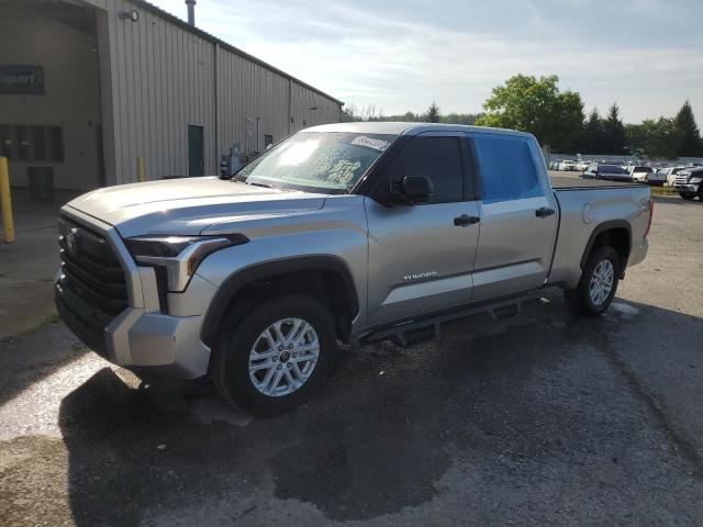  TOYOTA TUNDRA 2023 Серебристый