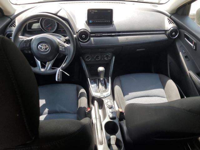  TOYOTA YARIS 2018 Серый