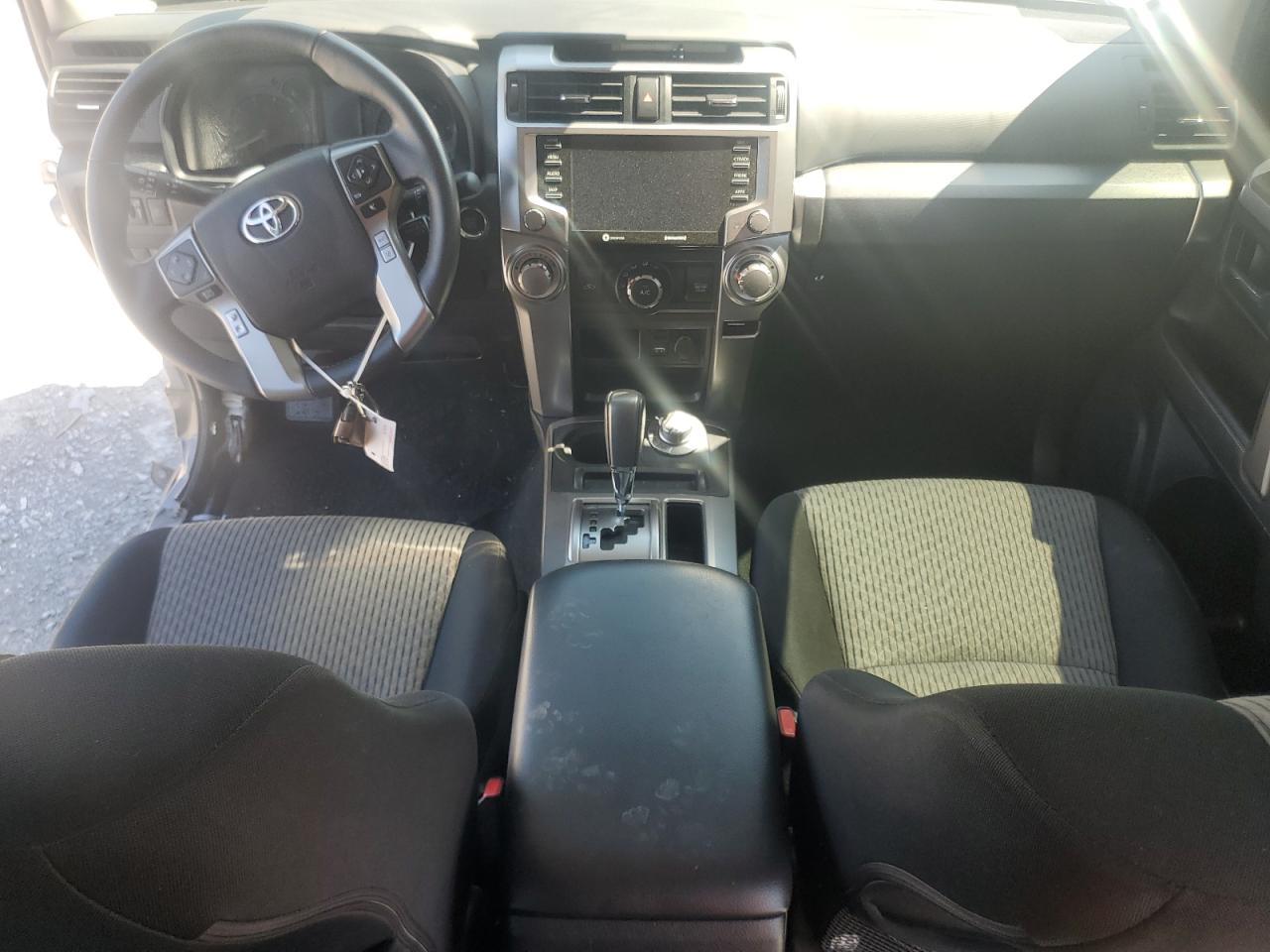 2021 Toyota 4Runner Sr5/Sr5 Premium VIN: JTEMU5JRXM5935899 Lot: 64482425