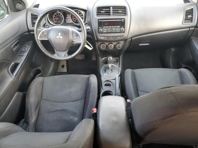  MITSUBISHI OUTLANDER 2015 Белы