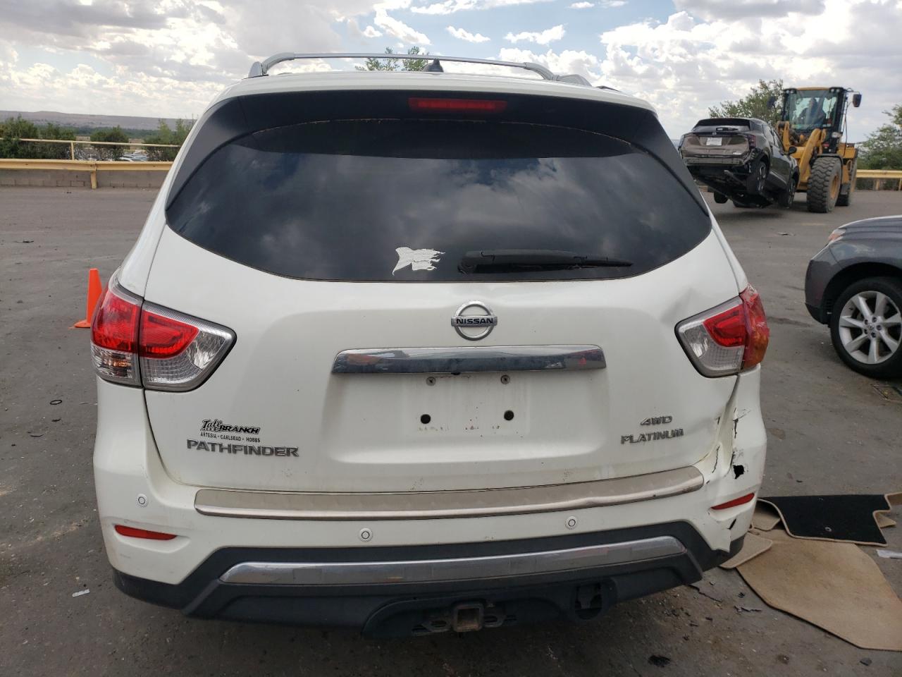 2014 Nissan Pathfinder S VIN: 5N1AR2MMXEC640933 Lot: 62743975