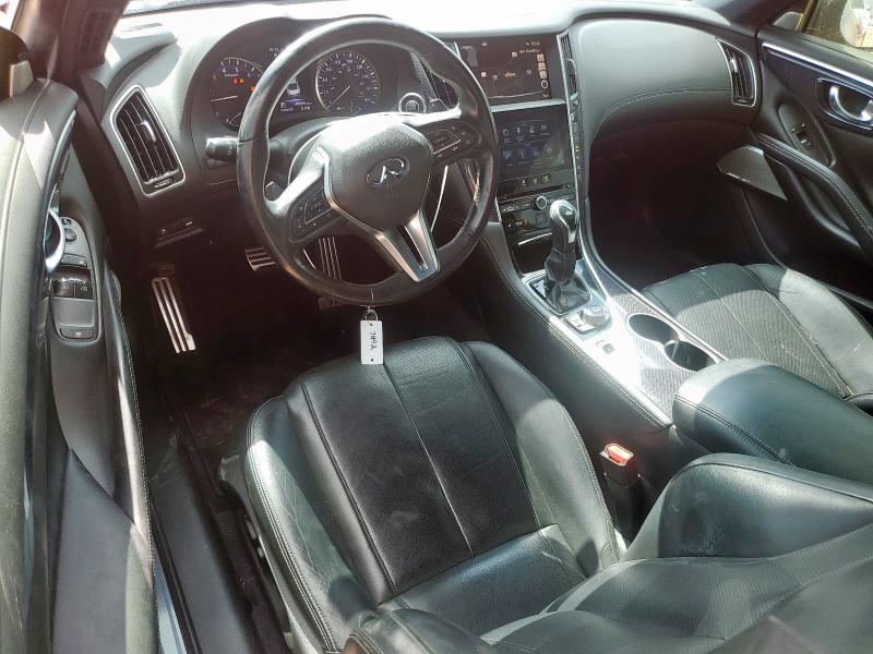 INFINITI Q60 2019 Красный