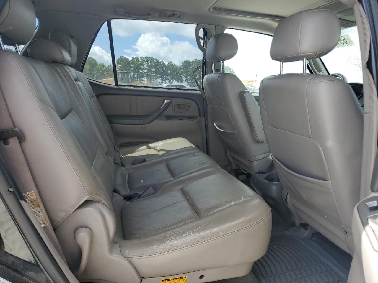 2002 Toyota Sequoia Limited VIN: 5TDZT38A02S059224 Lot: 65193445