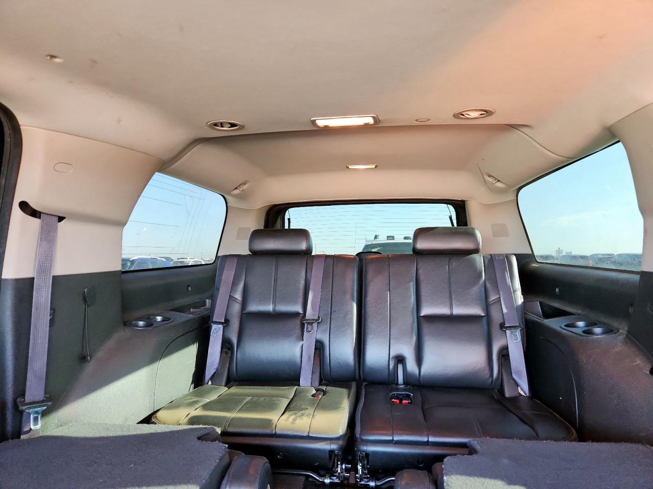 2011 Chevrolet Suburban C1500 Lt VIN: 1GNSCJE00BR291796 Lot: 64288365