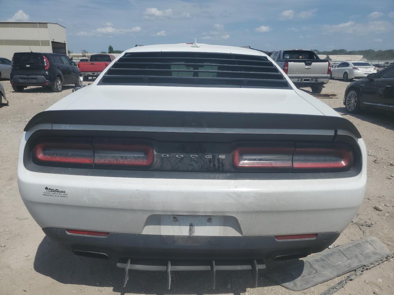 2018 Dodge Challenger Sxt VIN: 2C3CDZAG0JH259123 Lot: 64380115