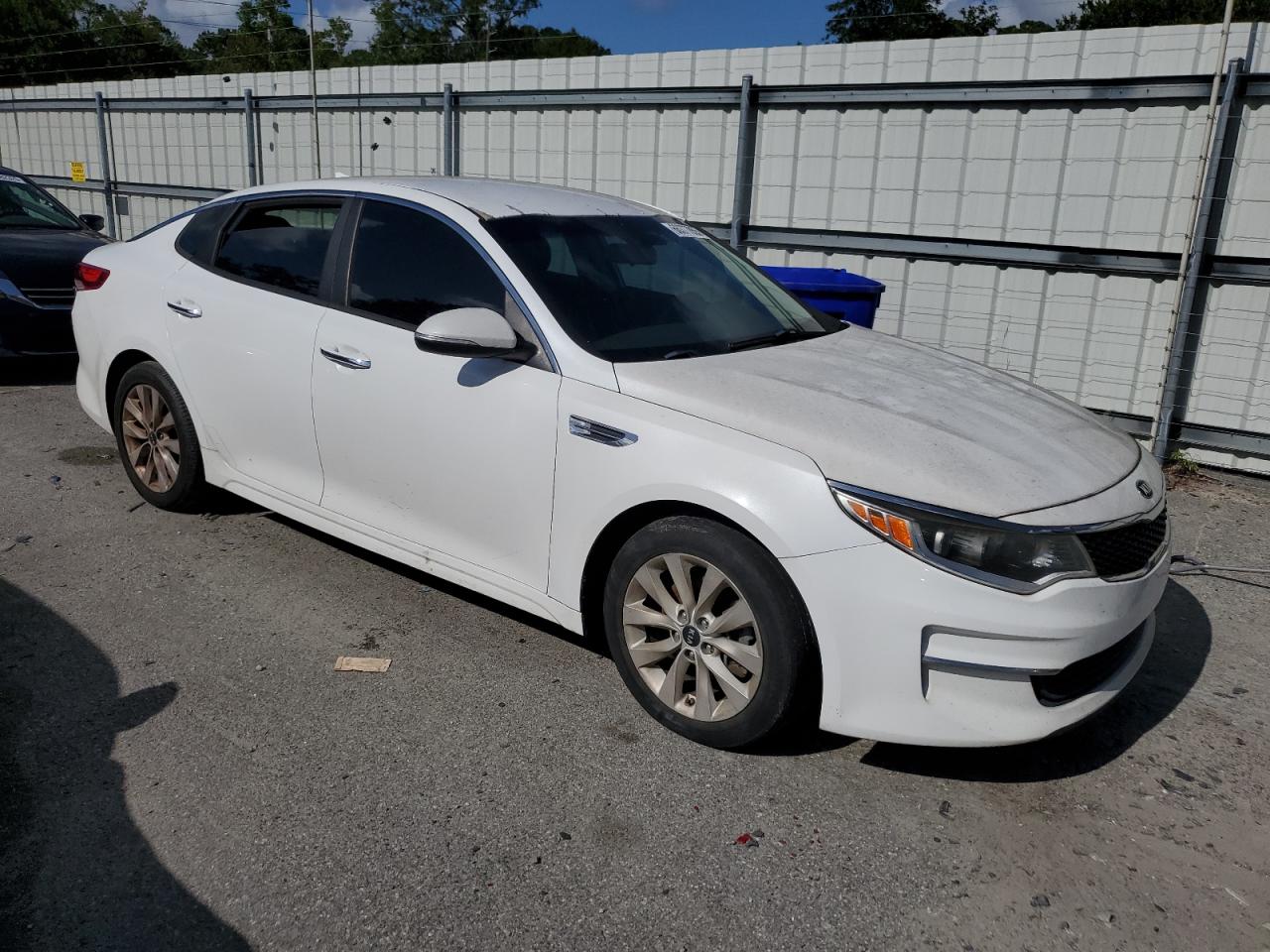 5xxgt4l39gg008867 5XXGT4L39GG008867 2016 Kia Optima Lx