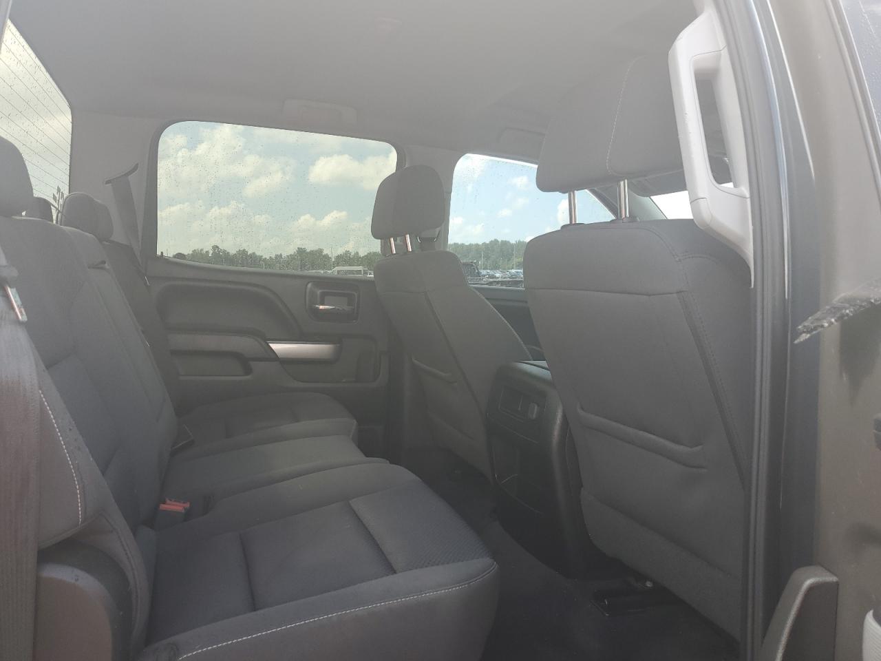 2018 Chevrolet Silverado K1500 Lt VIN: 3GCUKREC0JG492979 Lot: 64141855