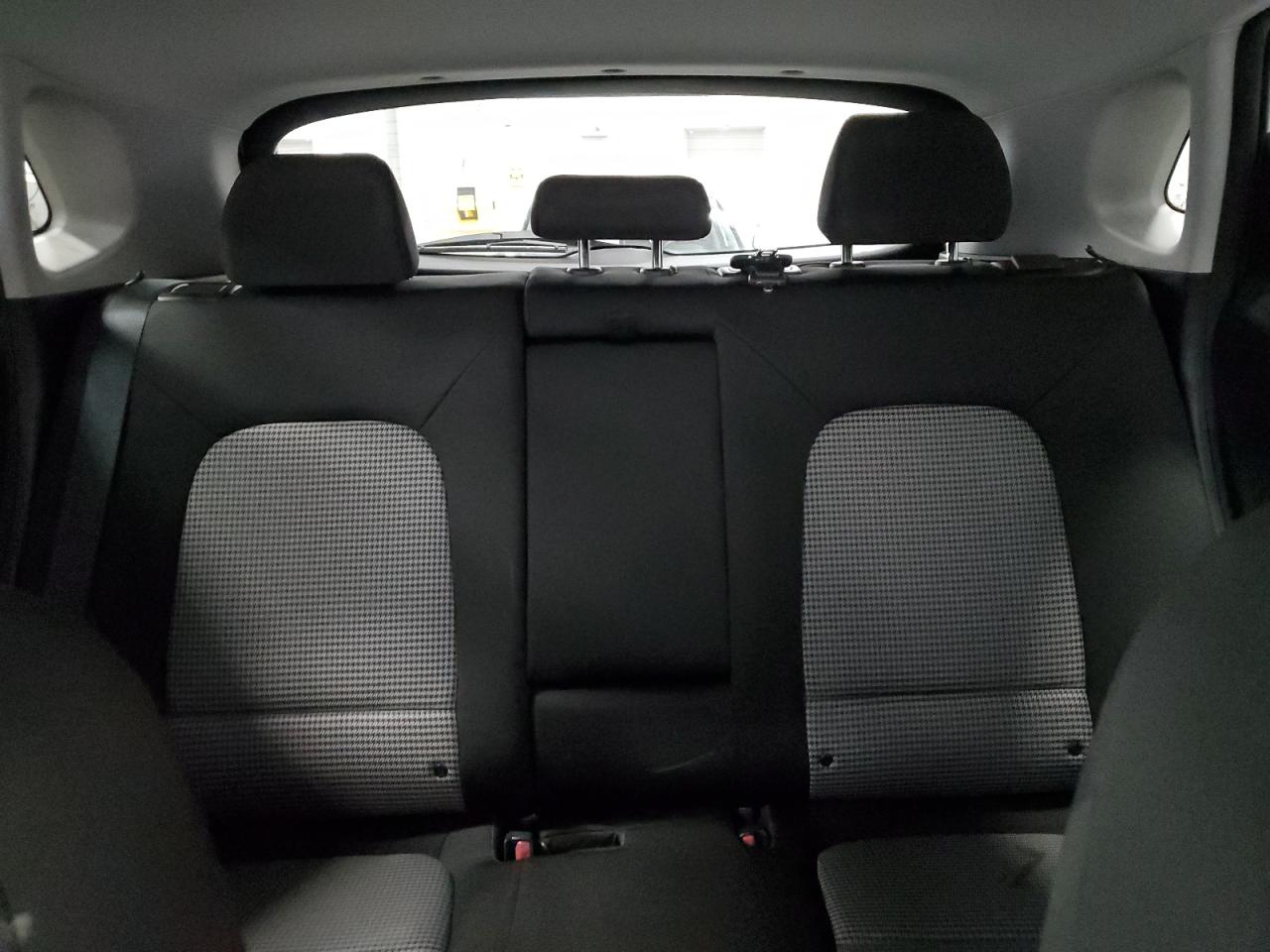 2020 Hyundai Kona Limited VIN: KM8K3CA58LU497593 Lot: 63840025