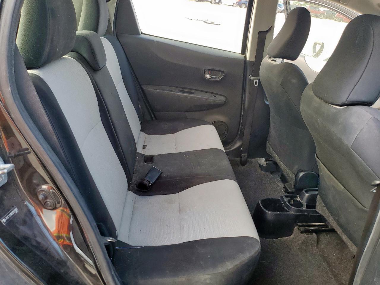 2013 Toyota Yaris VIN: JTDKTUD38DD569804 Lot: 64990505