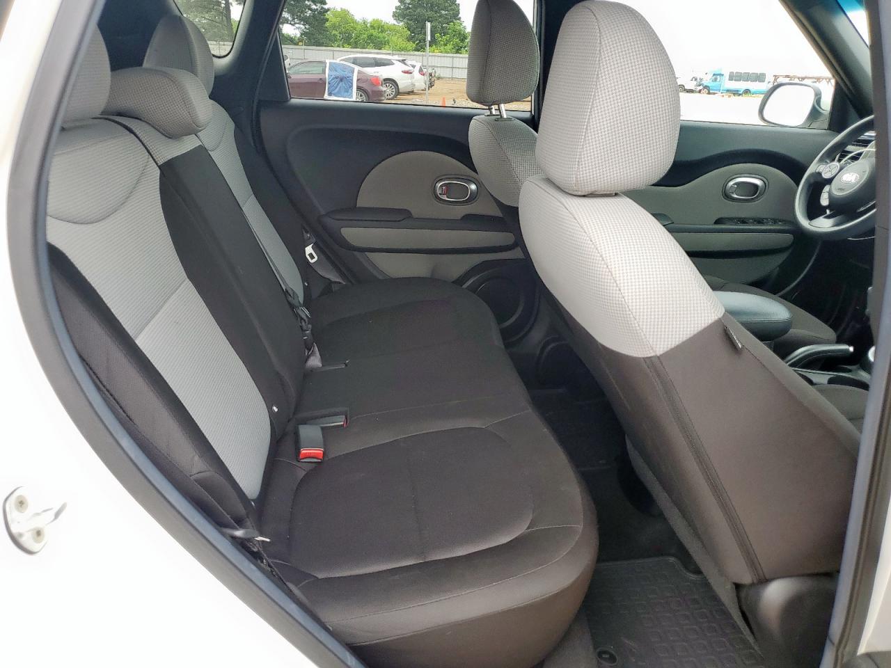 2016 Kia Soul VIN: KNDJN2A22G7351236 Lot: 63653685