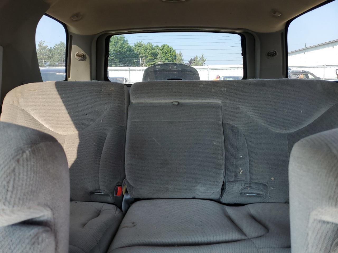 2002 GMC Yukon VIN: 1GKEK13V52J292596 Lot: 64316355