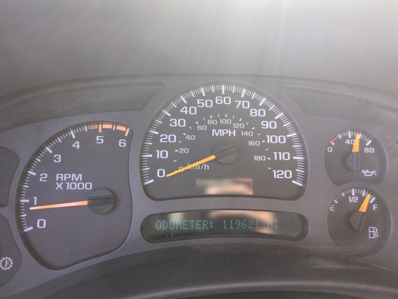 2004 Chevrolet Silverado C2500 Heavy Duty VIN: 1GCHC29214E394403 Lot: 66186185