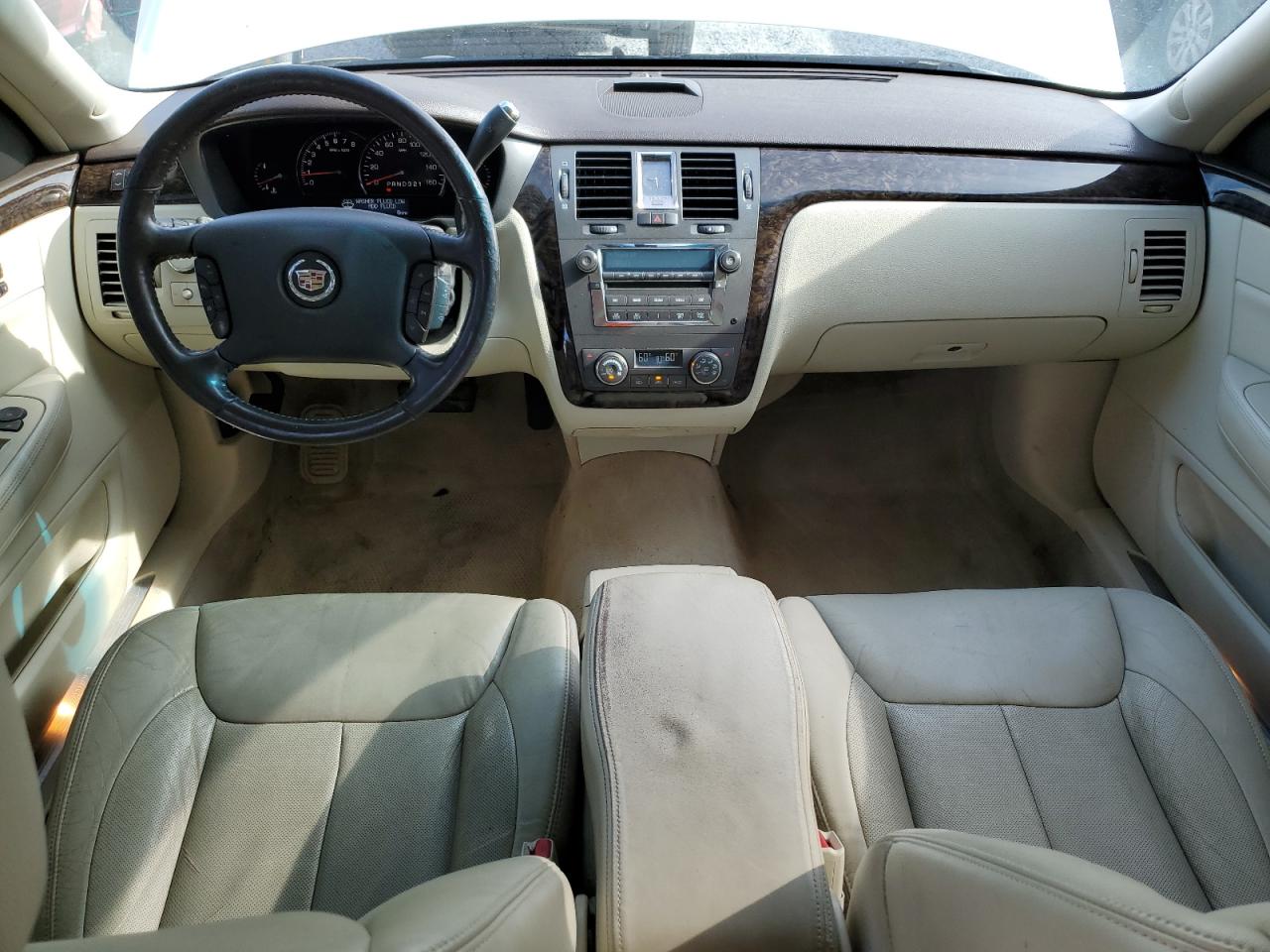 2008 Cadillac Dts VIN: 1G6KD57Y08U198558 Lot: 63670825