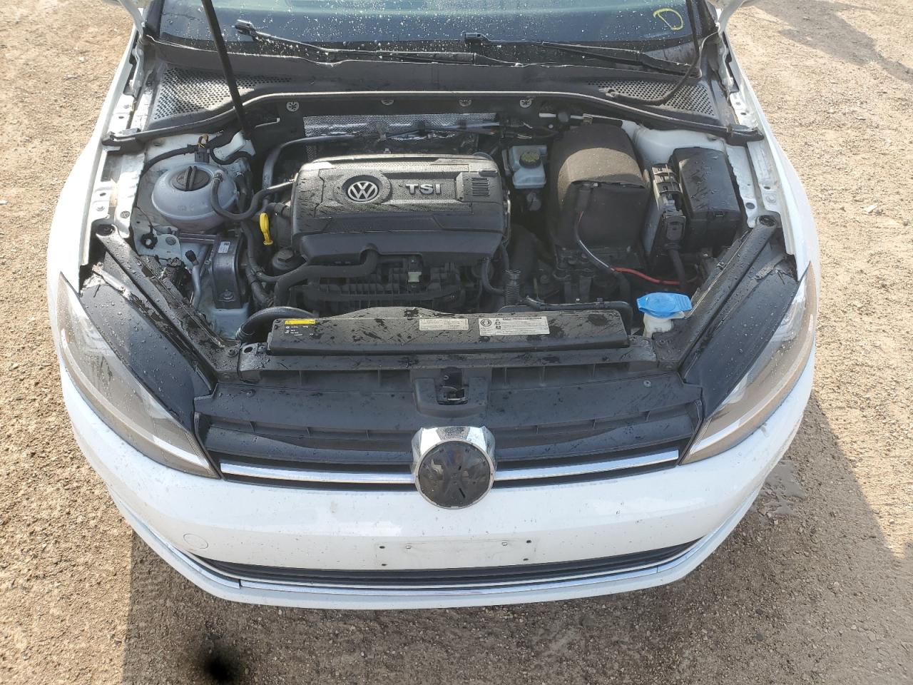 3vw217au8fm008432 3VW217AU8FM008432 2015 Volkswagen Golf