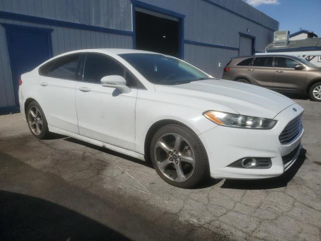 Седаны FORD FUSION 2014 Белы