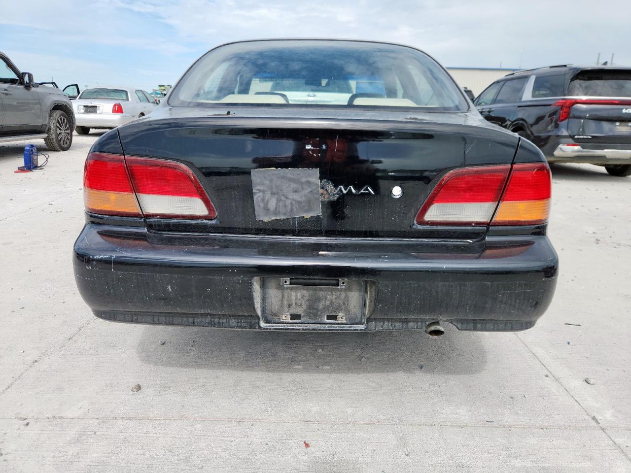 1999 Nissan Maxima Gle VIN: JN1CA21D8XM418514 Lot: 62872575