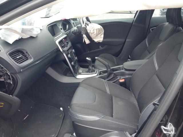 2018 VOLVO V40 MOMENT