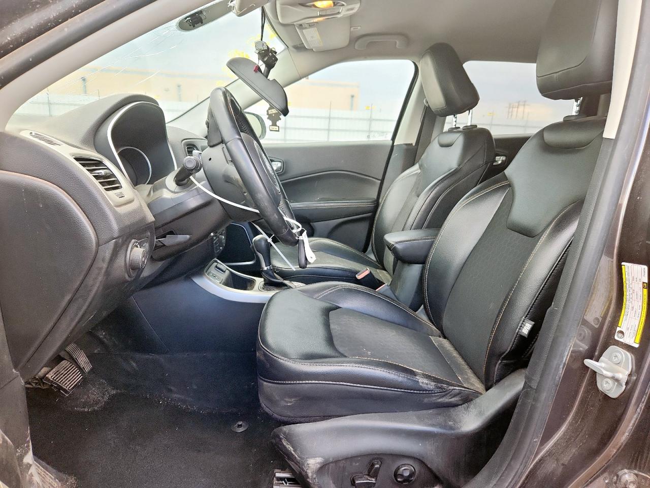 2018 Jeep Compass Latitude VIN: 3C4NJCBBXJT408559 Lot: 63116735