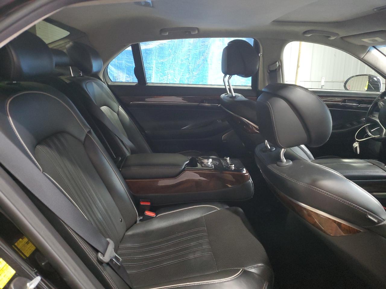 2018 Genesis G90 Premium VIN: KMHG34JA4JU040981 Lot: 64394015