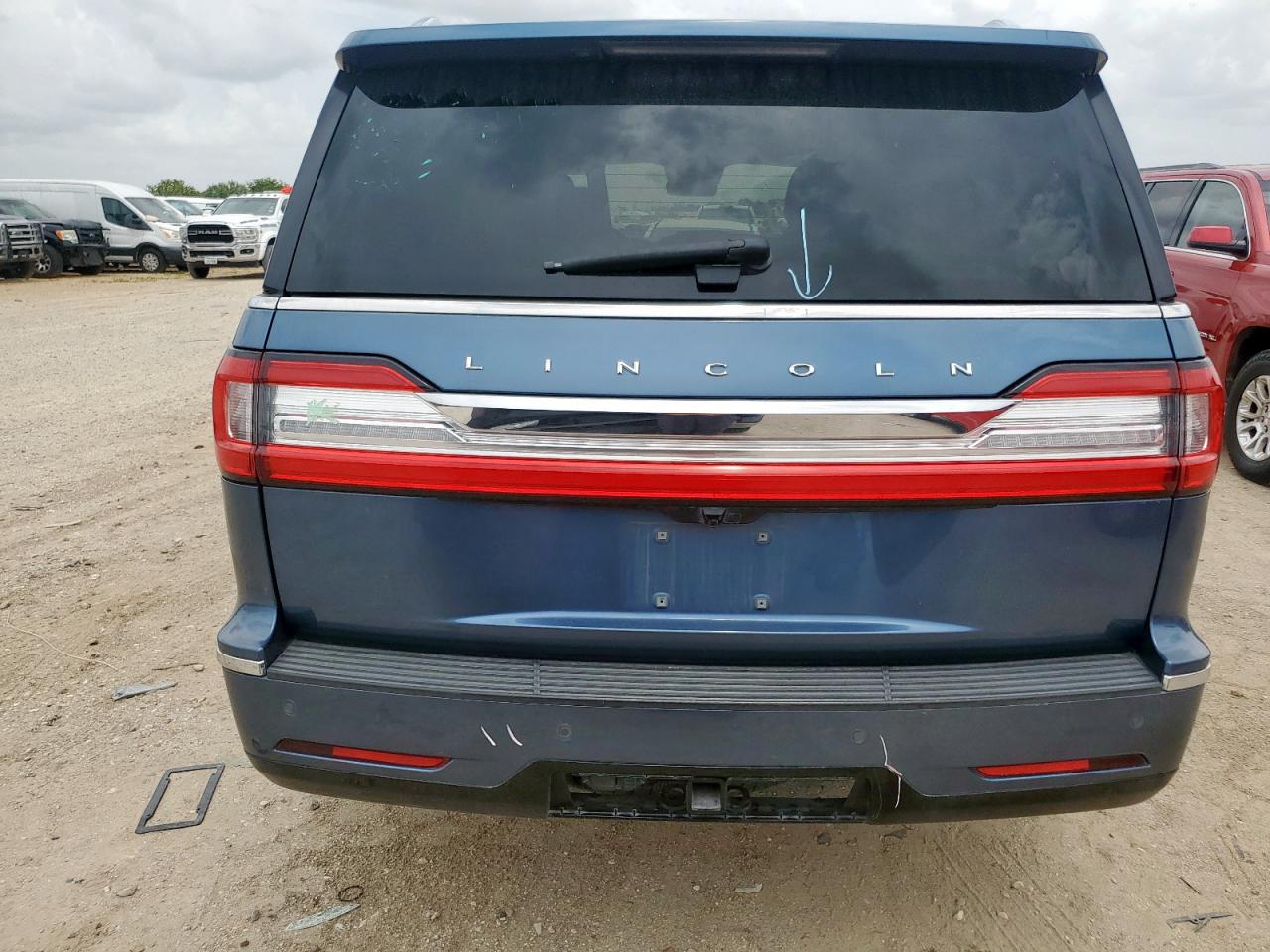 2018 Lincoln Navigator Reserve VIN: 5LMJJ2LT5JEL04702 Lot: 58401685