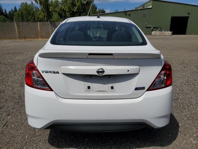  NISSAN VERSA 2015 Biały