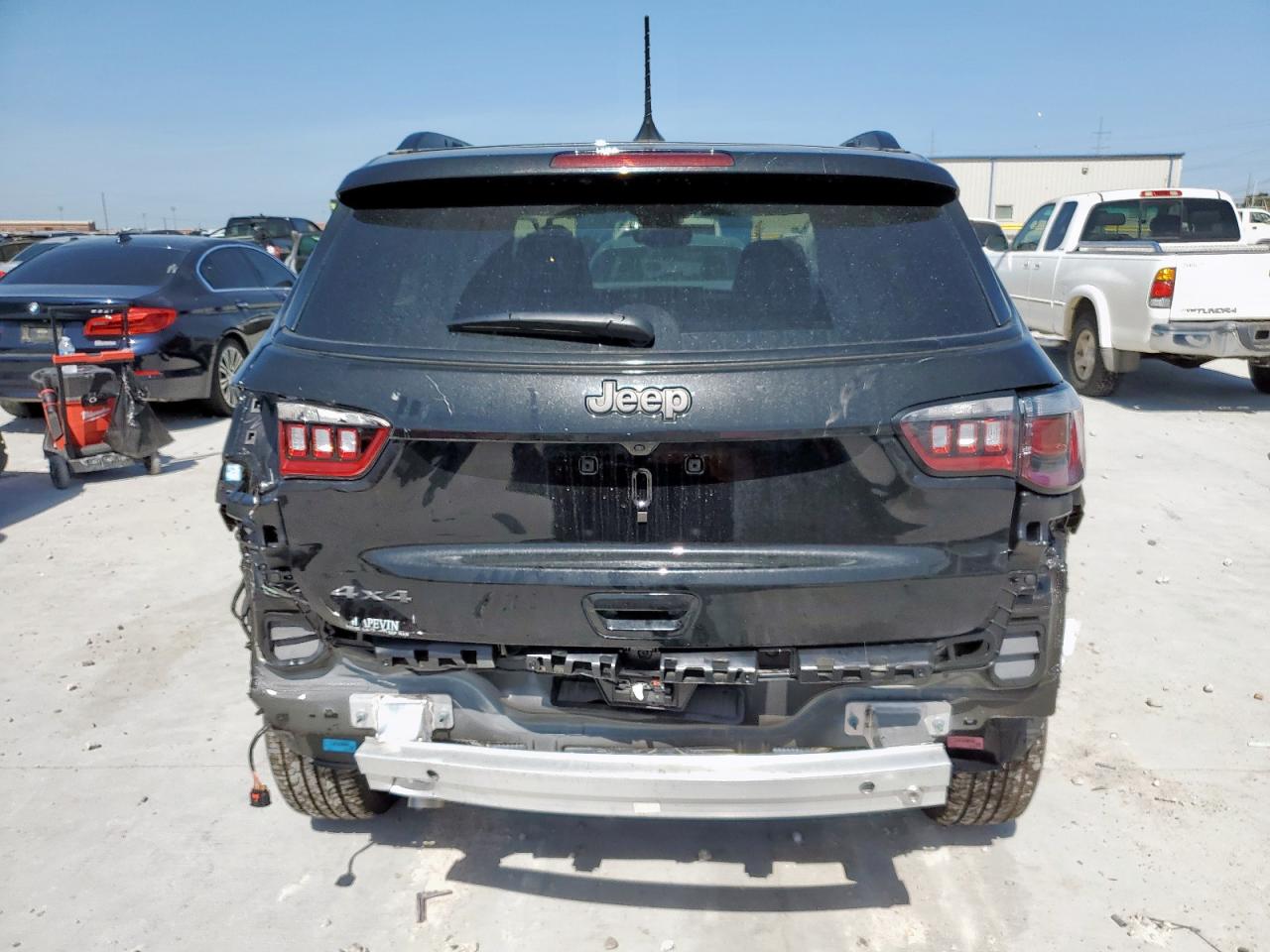 2025 Jeep Compass Latitude VIN: 3C4NJDBN6ST566916 Lot: 64649475