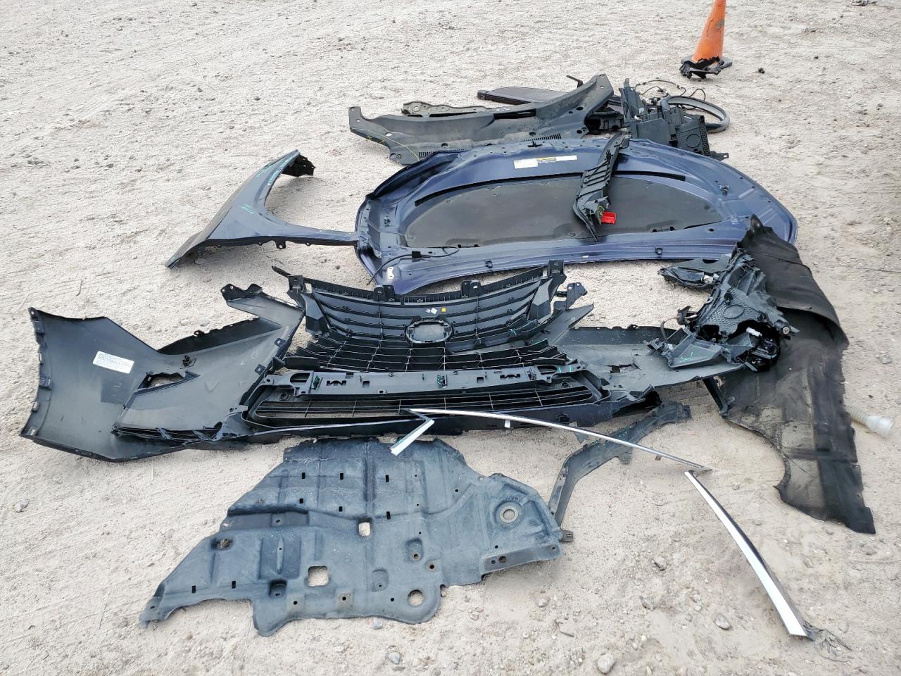 2017 Lexus Rx 350 Base VIN: 2T2BZMCA5HC102823 Lot: 65508915